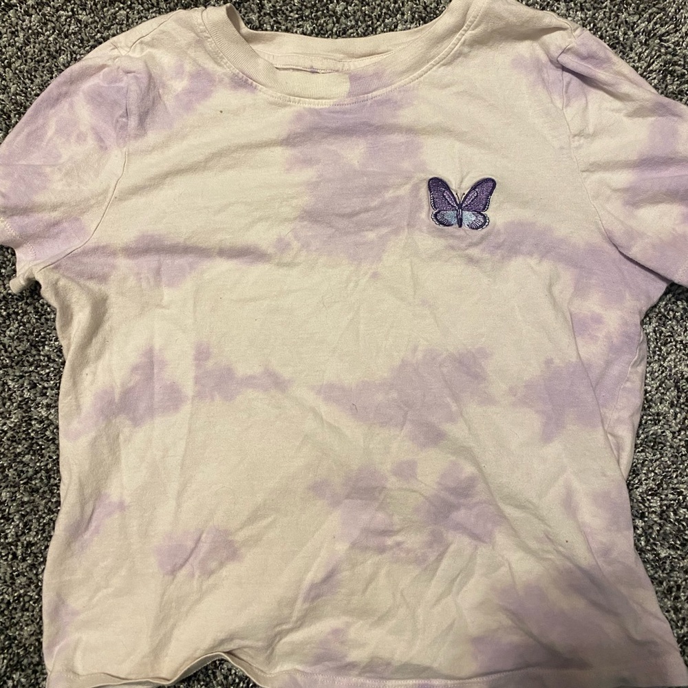 purple and pink shirts
